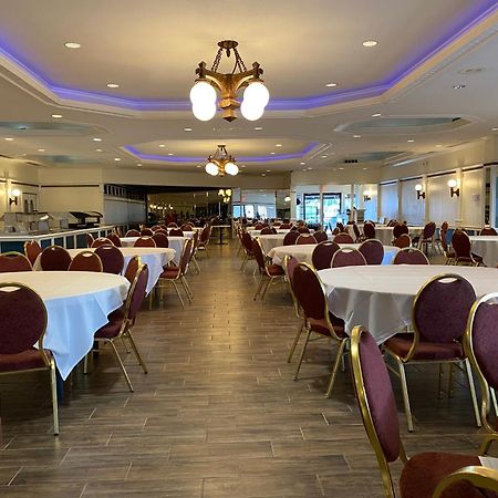 Victoria Palms Inn And Suites Donna Esterno foto