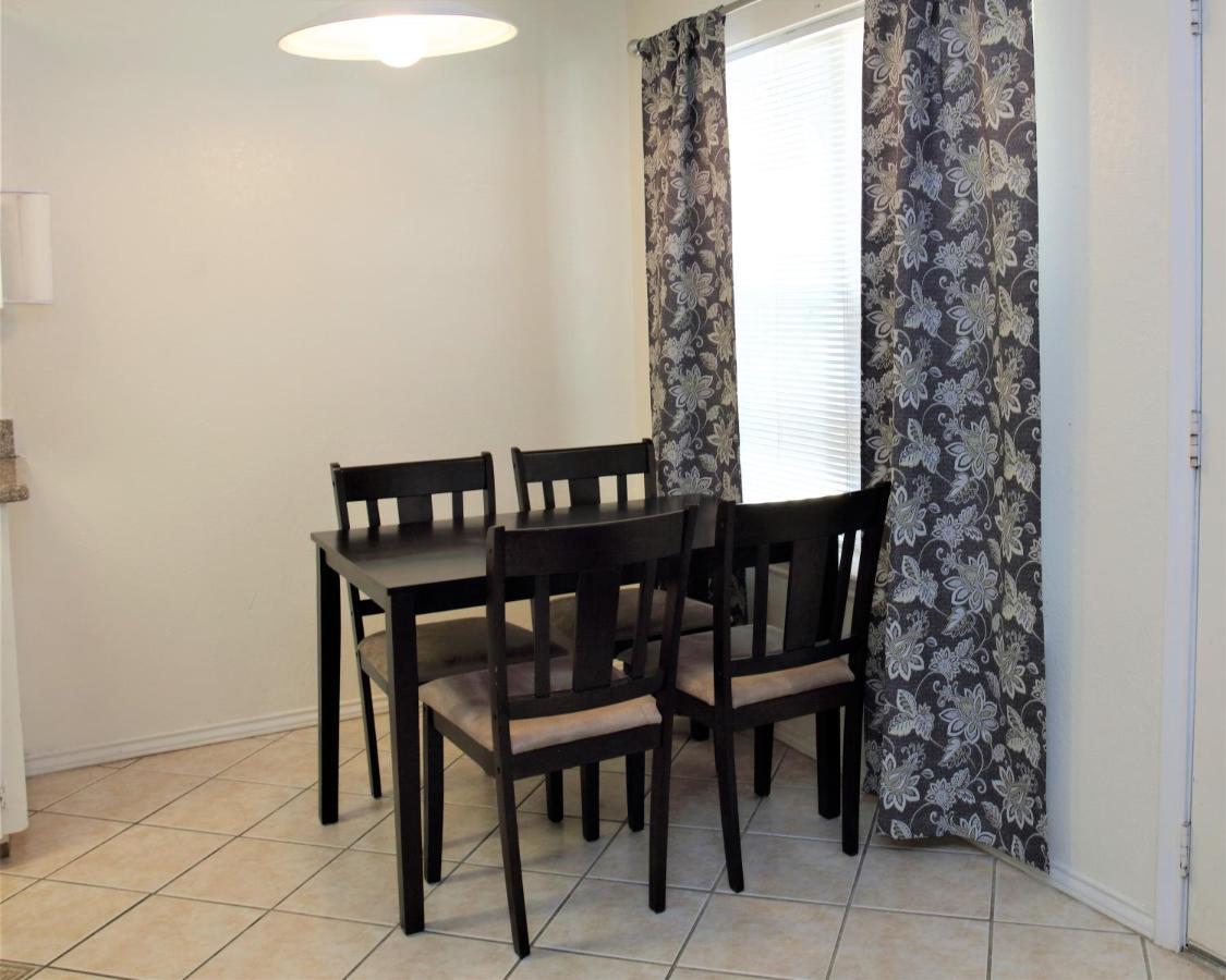 Victoria Palms Inn And Suites Donna Esterno foto