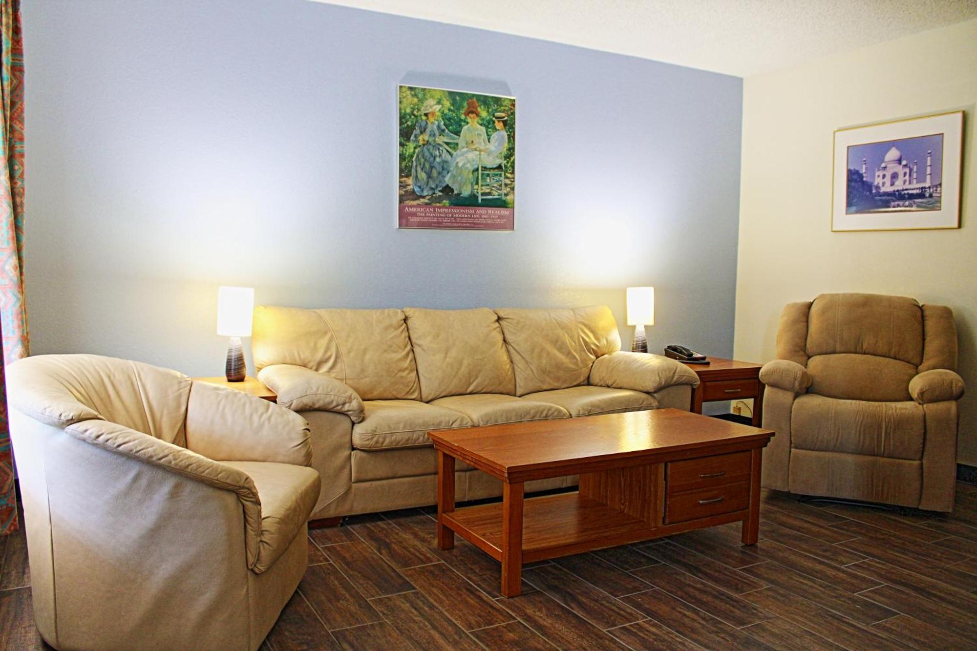 Victoria Palms Inn And Suites Donna Esterno foto
