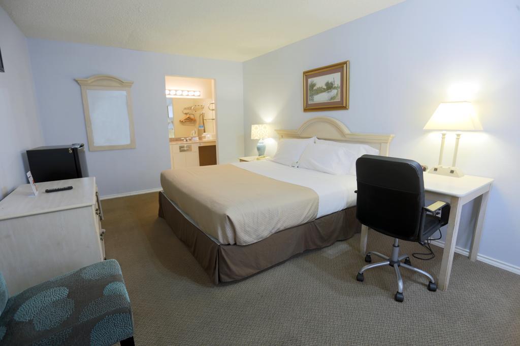 Victoria Palms Inn And Suites Donna Esterno foto
